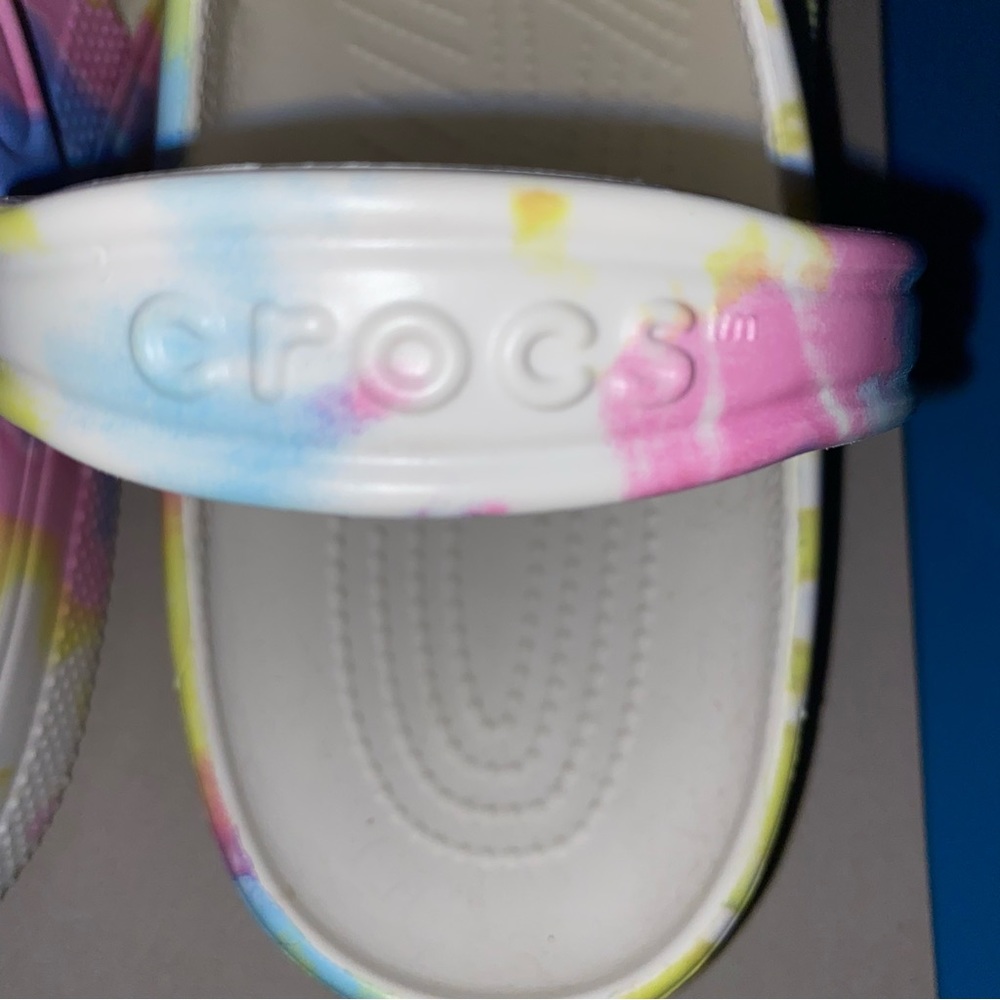 Crocs - Picture 3 of 4